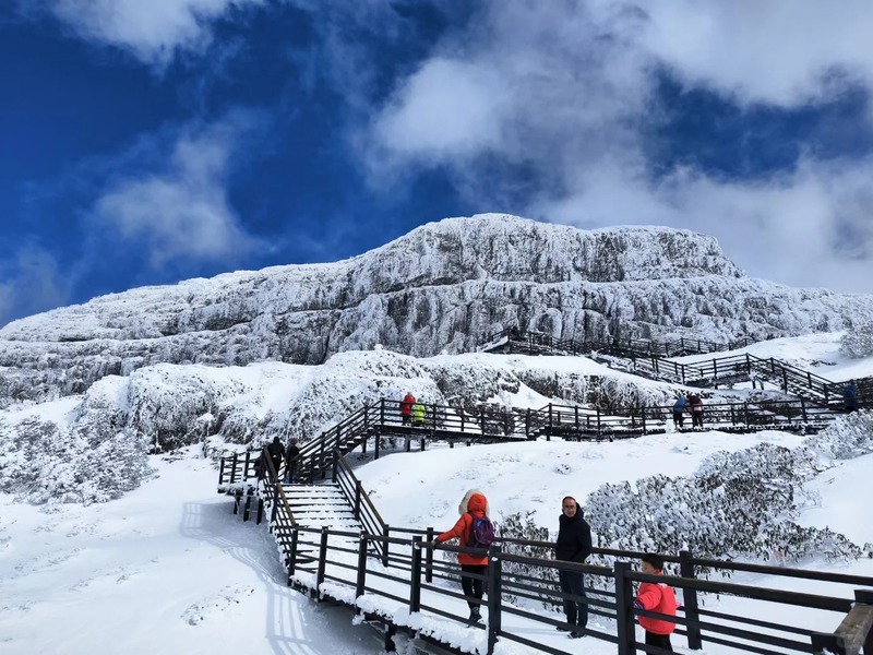 Núi tuyết Kiệu Tử - Côn Minh Núi tuyết Kiệu Tử - Côn Minh