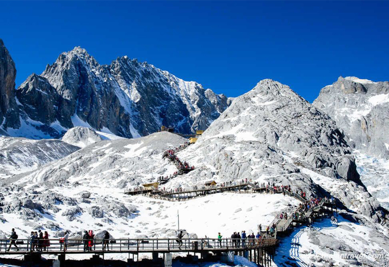 Thời điểm lý tưởng để chinh phục núi tuyết Ngọc Long