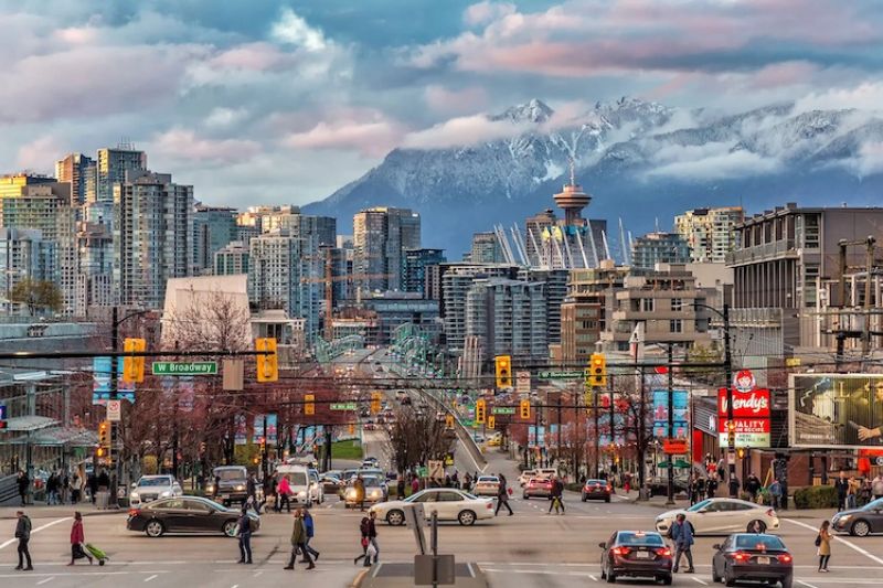 Vancouver là một trong những điểm đến ưa thích của du khách Việt