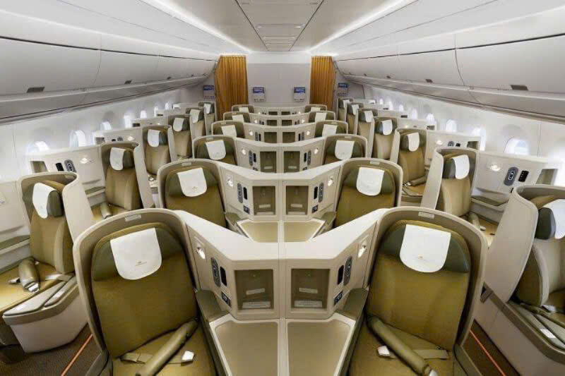 C&aacute;c nh&oacute;m tr&ecirc;n v&eacute; m&aacute;y bay Vietnam Airlines