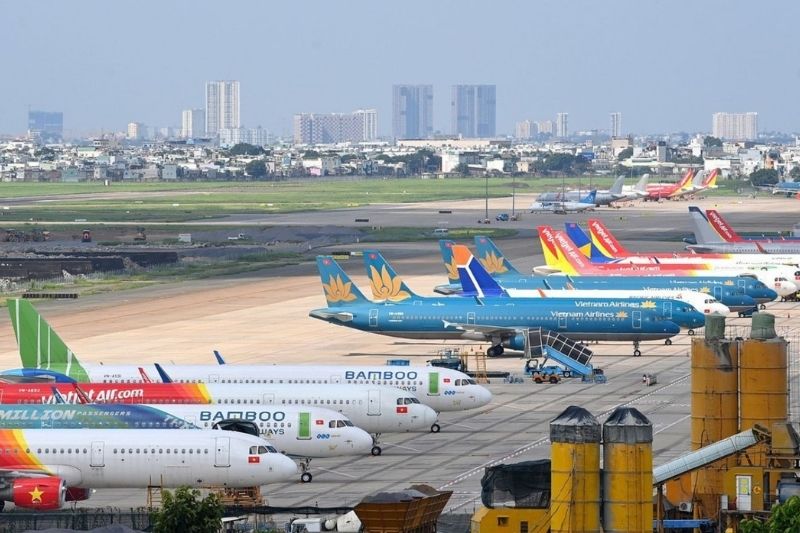 Tại sao vé máy bay nội địa đắt hơn trước? Tại sao vé máy bay nội địa đắt hơn trước?