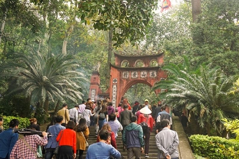 Du xuân Đền Hùng Du xuân Đền Hùng